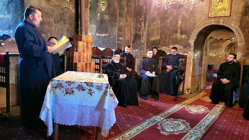 Părintele Arhiepiscop Calinic a fost prezent la Cercul Pastoral de la parohia Vlădești de Sus, protoieria Câmpulung Muscel
