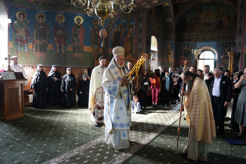 Binecuvântare Arhierească la Mănăstirea Văleni