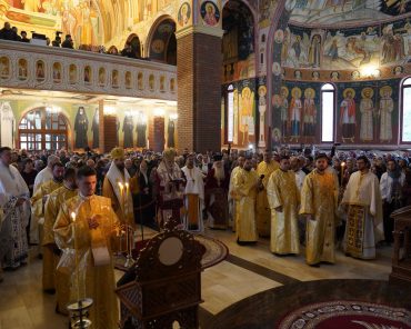 Sfânta Muceniță Filoteea, ocrotitoarea Eparhiei Argeșului și Muscelului a fost prăznuită la Noua Catedrală Arhiepiscopală și Necropolă Regală