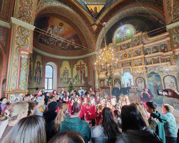 Bucuria de a colinda la parohia Domnești de Sus, protoieria Curtea de Argeș