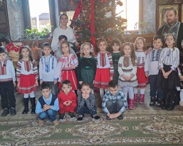 Crăciunul ni-L aduce pe Dumnezeu aproape, activitate catehetică la parohia Pietroșani, protoieria Mioveni