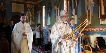 Chiriarhul Argeșului și Muscelului a slujit la Schitul de la Oești