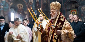 Slujire Arhierească la parohia Apa Sărata – protoieria Câmpulung Muscel