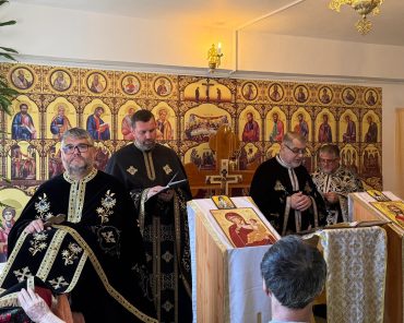 Sfântul Maslu, taina care vindecă trupul şi sufletul la Paraclisul Spitalului de boli cronice Călinești