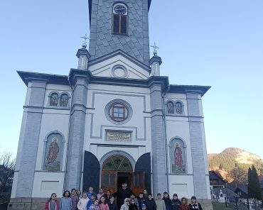 ,,Povestea noastră de familie” – Atelier tematic în cadrul Proiectului ,,Centrul de activități cu tineretul Sf. Ilie Tesviteanul” la parohia Rucăr de Jos, Protoieria Câmpulung Muscel