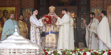 Izvorul Tămăduirii prăznuit la Paraclisul Arhiepiscopal