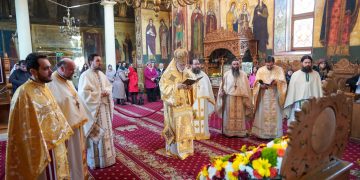 Slujire Arhierească în a doua zi a Praznicului Învierii la Mănăstirea Negru Vodă