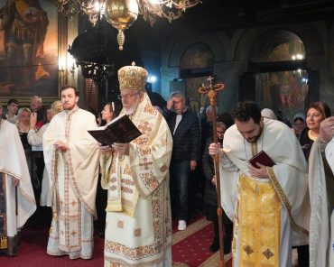 Părintele Arhiepiscop Calinic Argeșeanul a slujit la parohia Sfântul Gheorghe din Pitești