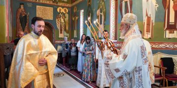 Chiriarhul Argeșului și Muscelului a slujit la Schitul de la Oești