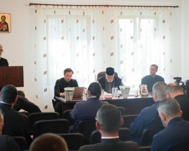 Conferințe preoțești în protoieriile Topoloveni și Mioveni