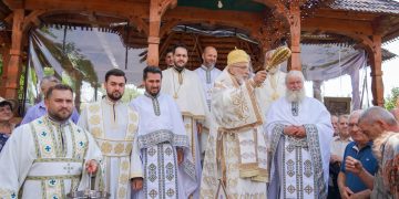 Mănăstirea Slănic și-a sărbătorit hramul închinat Schimbării la Față a Domnului